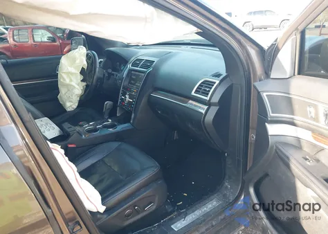 2016 Ford Explorer Limited z USA, uszkodzony, nr VIN 1FM5K8F82GGC90444